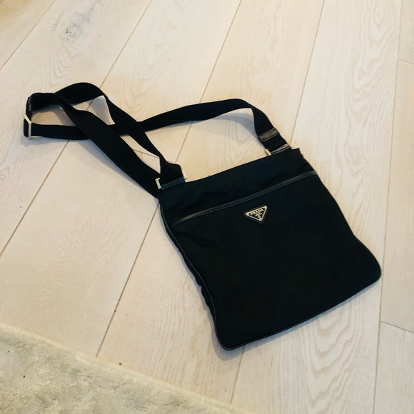 PRADA messenger bag - Picture 2 of 8